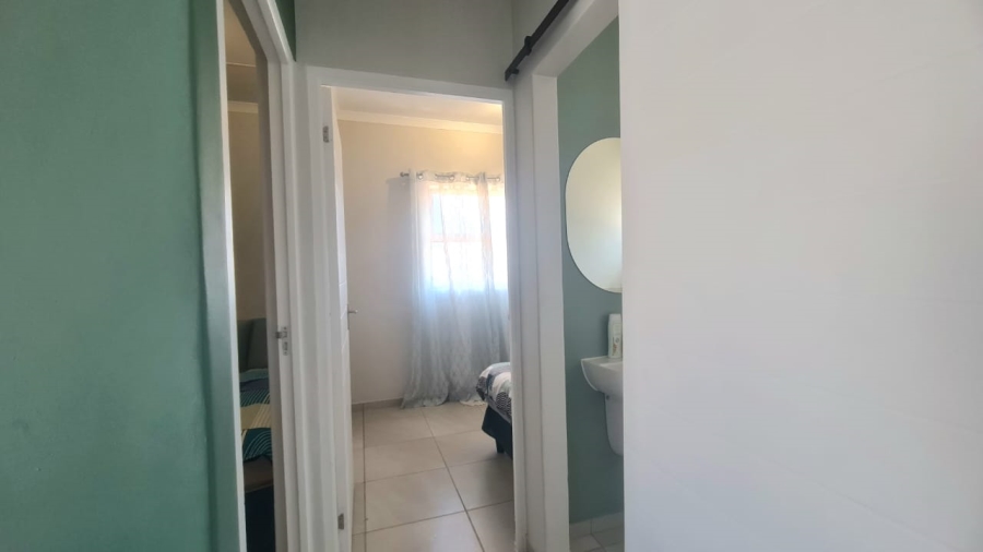 To Let 2 Bedroom Property for Rent in Belhar Western Cape